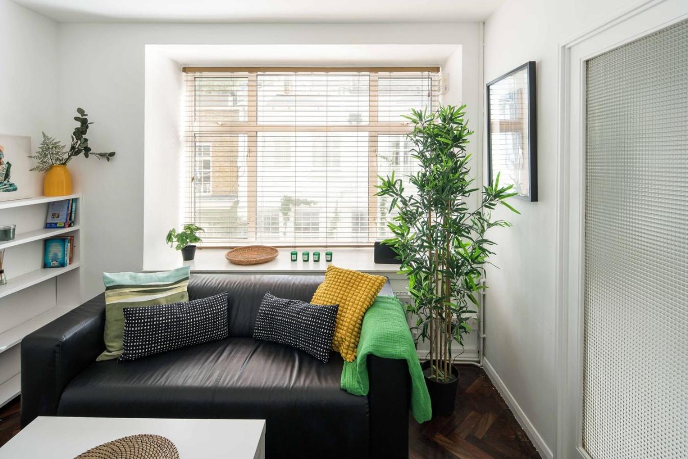 Casa de Férias Quirky & Cosy 2bd Mews Flat In Paddington